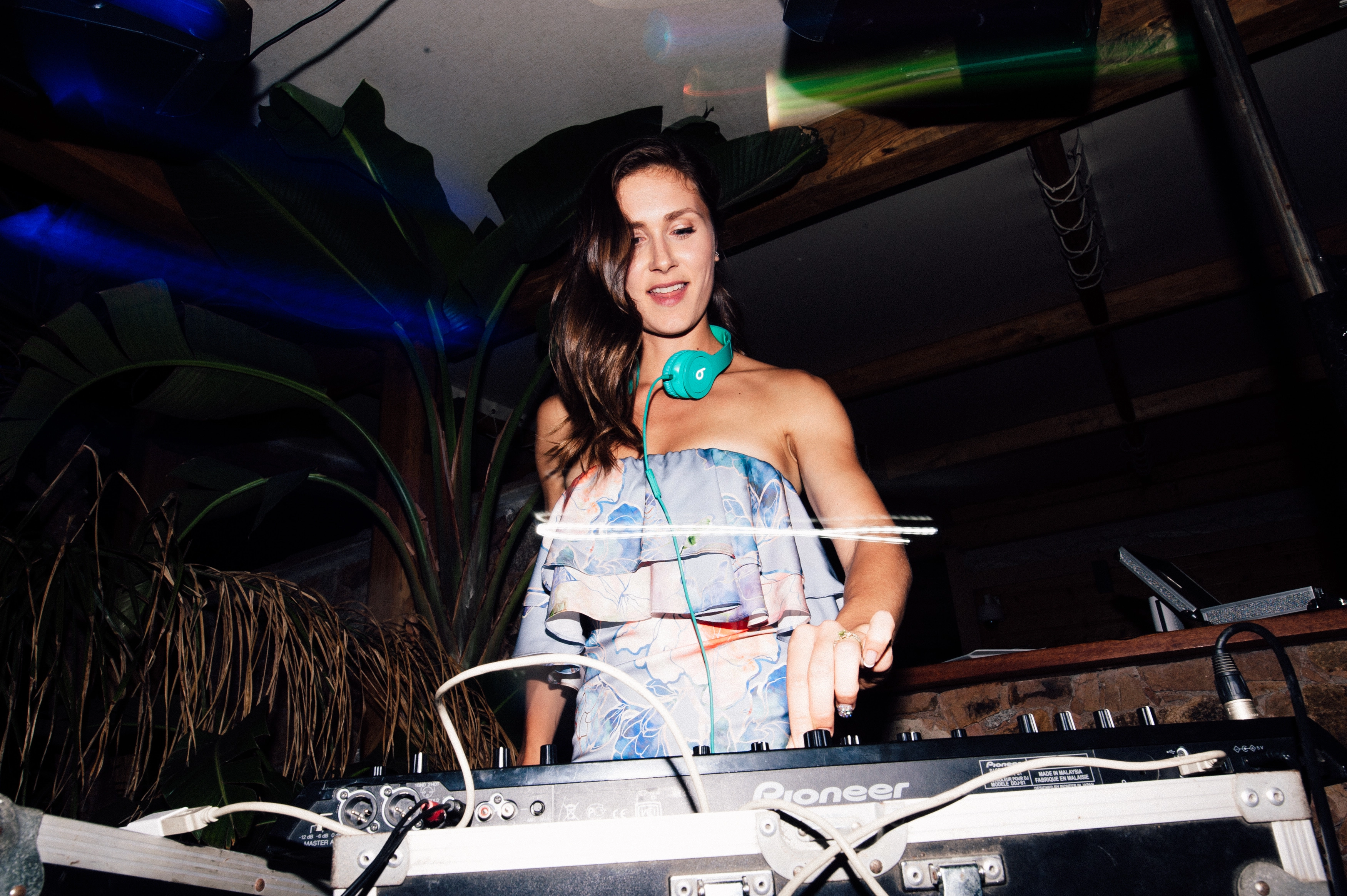DJ KASET performing